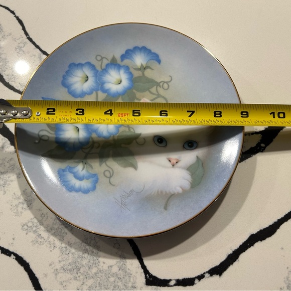 The Hamilton Collection “Morning Glories” from Petals and Purrs - Picture 3 of 3